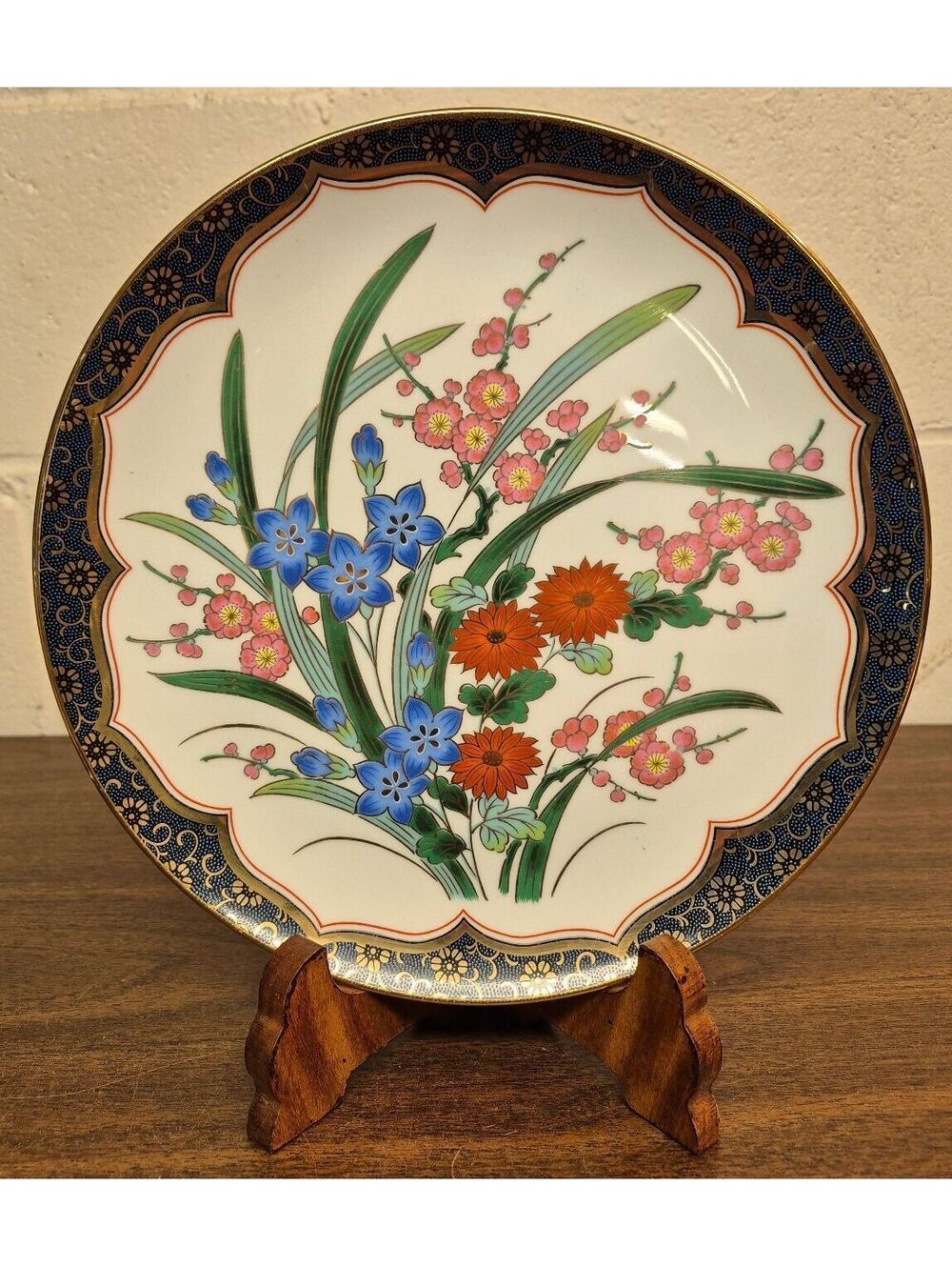 Vintage Japanese Floral Porcelain Dinner Plate with Gold and Navy Border